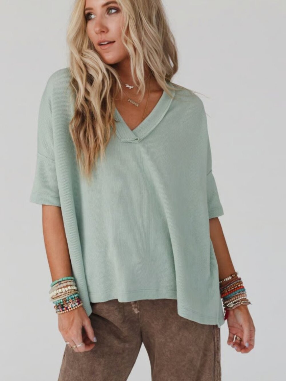 Three Bird Nest, M, The Nest On The Go V Neck Ribbed Essential Tee, Sage, NWOT